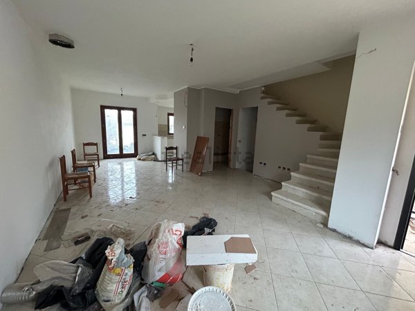 casa indipendente in vendita a Corciano in zona Mantignana