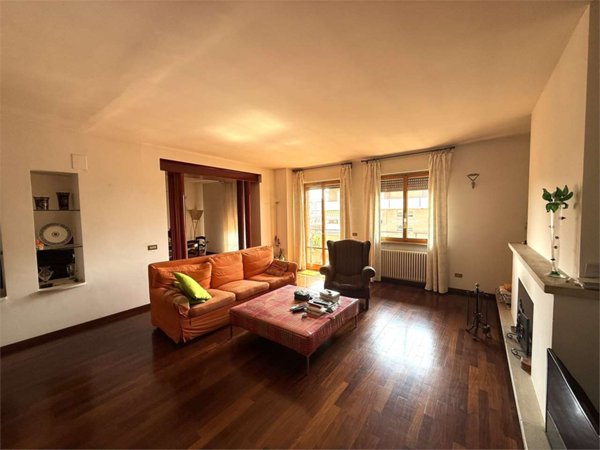 appartamento in vendita a Corciano in zona Ellera Chiugiana