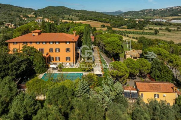 villa in vendita a Corciano