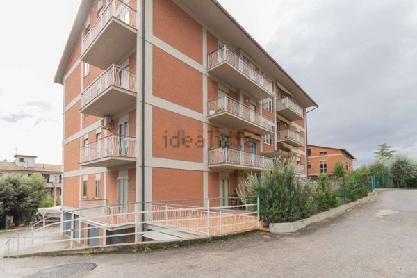 appartamento in vendita a Corciano in zona Ellera Chiugiana