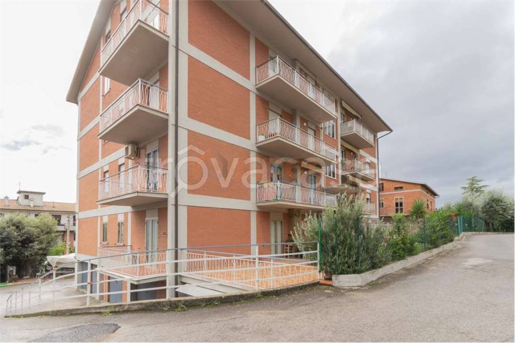 appartamento in vendita a Corciano in zona Ellera Chiugiana