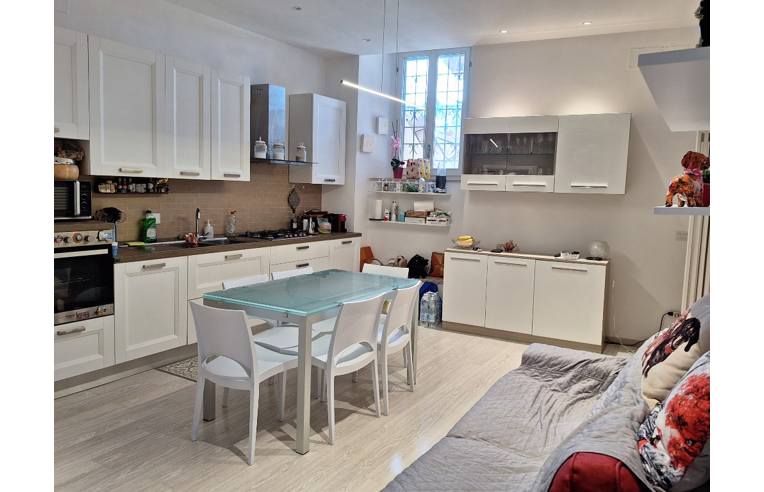 intera palazzina in vendita a Corciano in zona Ellera Chiugiana