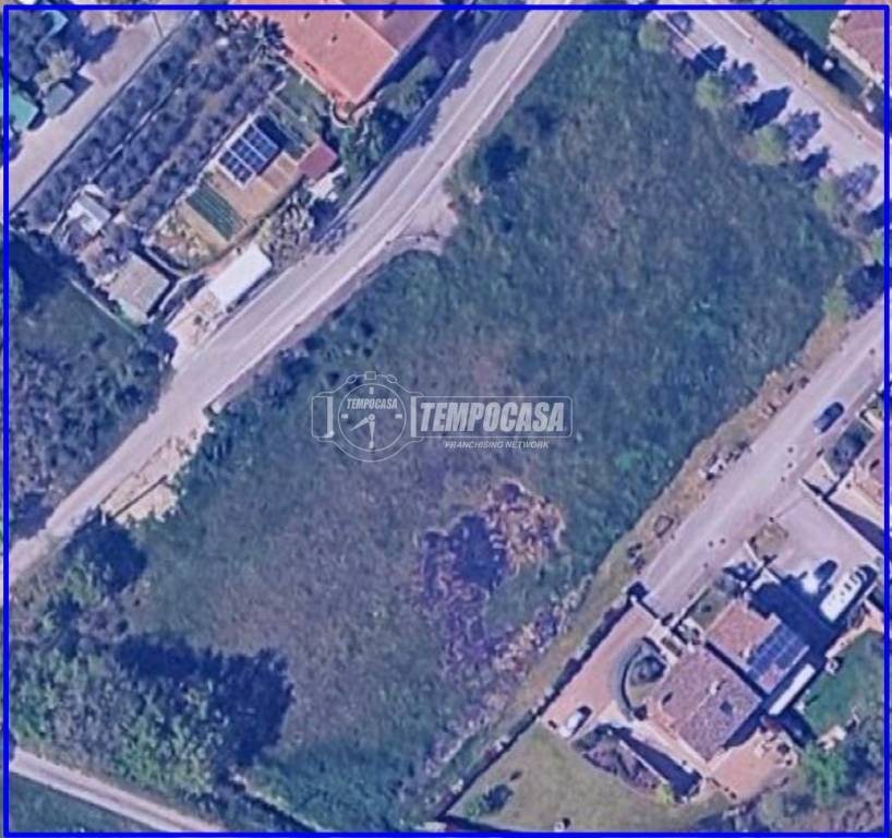 terreno edificabile in vendita a Corciano