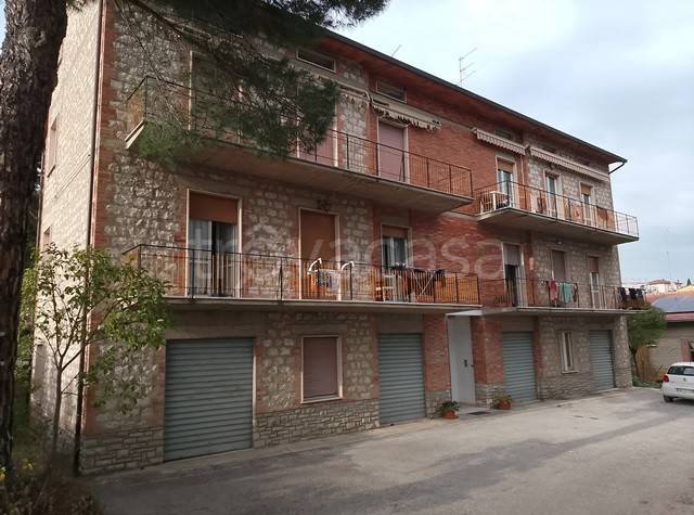 appartamento in vendita a Corciano in zona Ellera Chiugiana