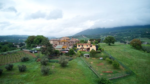 casa indipendente in vendita a Corciano