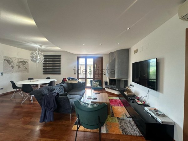 casa indipendente in vendita a Corciano in zona Capocavallo