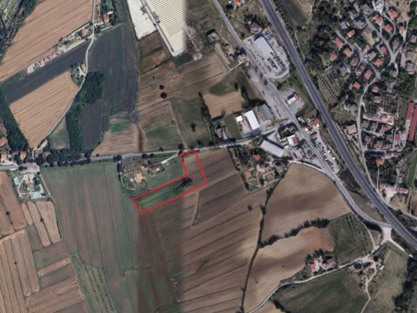 terreno edificabile in vendita a Corciano