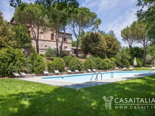 negozio in vendita a Corciano in zona Mantignana