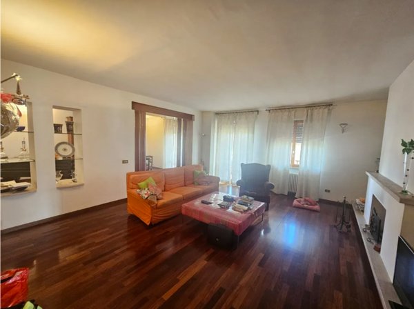 appartamento in vendita a Corciano in zona Ellera Chiugiana