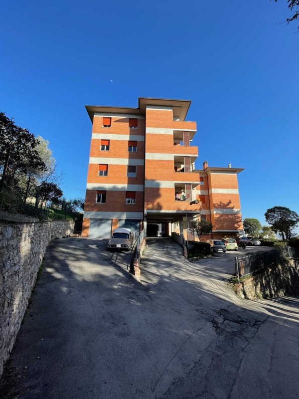 appartamento in vendita a Corciano in zona Ellera Chiugiana