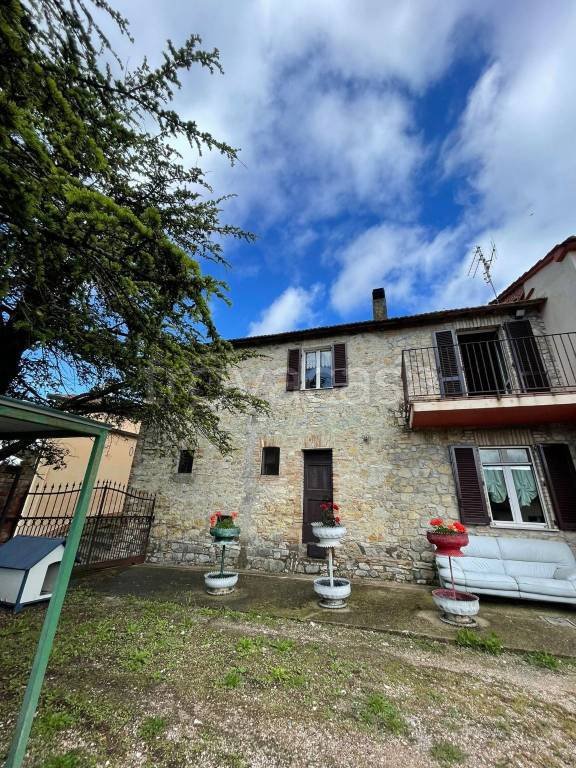 casa indipendente in vendita a Corciano