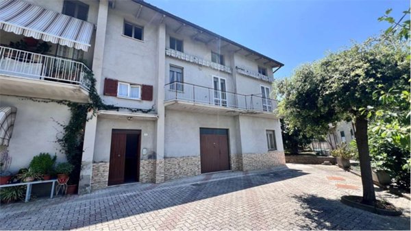 casa indipendente in vendita a Corciano