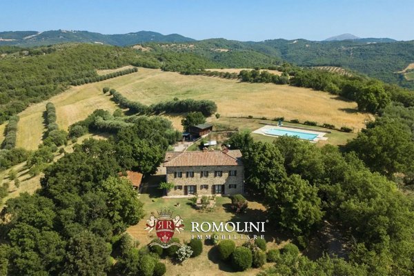casa indipendente in vendita a Corciano in zona Castelvieto