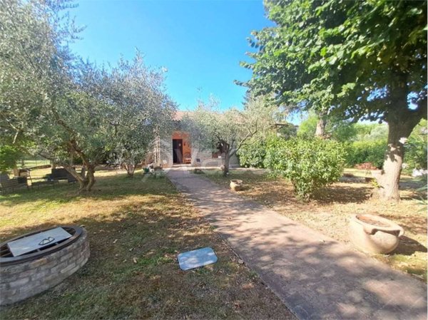 casa indipendente in vendita a Corciano in zona Mantignana