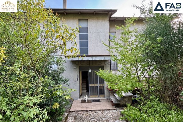 casa indipendente in vendita a Corciano