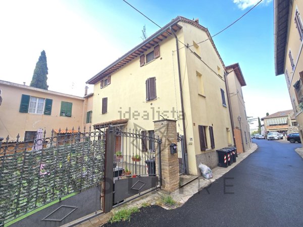 appartamento in vendita a Corciano in zona San Mariano
