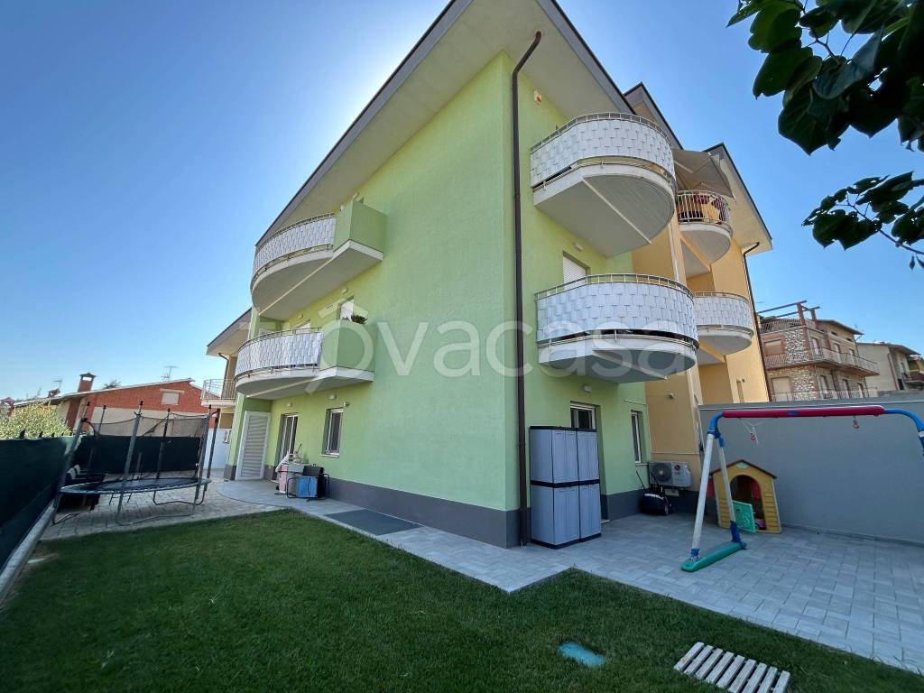 appartamento in vendita a Corciano in zona Ellera Chiugiana