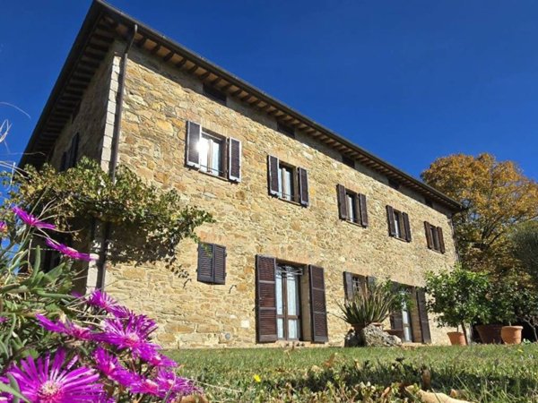 casa indipendente in vendita a Corciano in zona Castelvieto