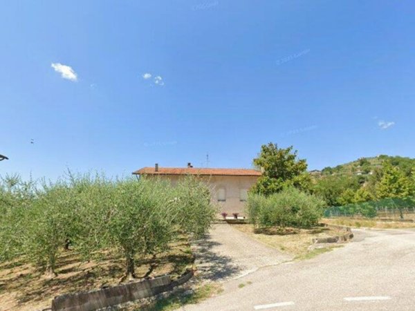 appartamento in vendita a Corciano in zona Castelvieto