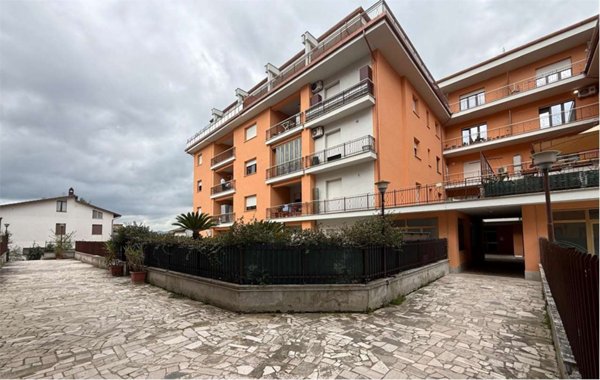 appartamento in vendita a Corciano in zona Castelvieto
