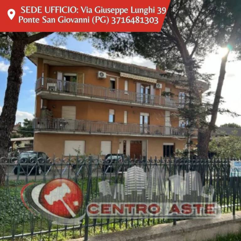 locale commerciale in vendita a Corciano in zona Ellera Chiugiana
