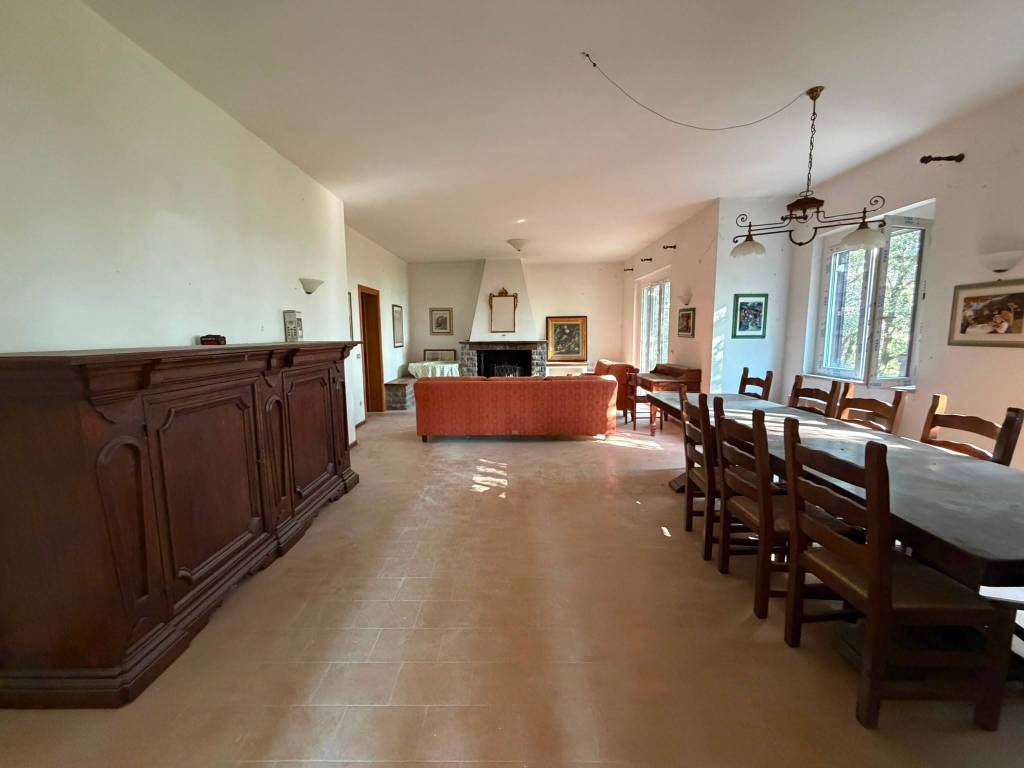 casa indipendente in vendita a Corciano in zona Ellera Chiugiana