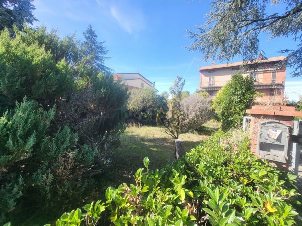 casa indipendente in vendita a Corciano