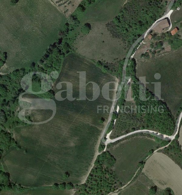 casa indipendente in vendita a Costacciaro