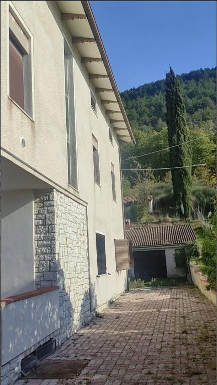 casa indipendente in vendita a Costacciaro