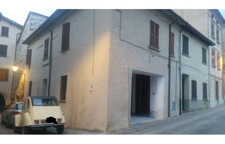 casa indipendente in vendita a Costacciaro