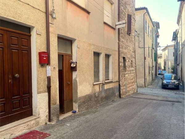 casa indipendente in vendita a Costacciaro