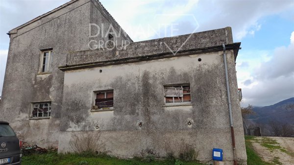 azienda agricola in vendita a Costacciaro