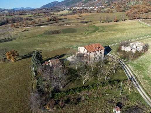 casale in vendita a Costacciaro