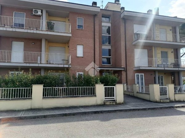 appartamento in vendita a Deruta in zona San Nicolò di Celle