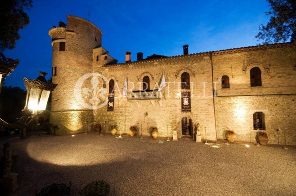 villa in vendita a Deruta in zona Castelleone
