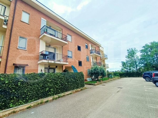 appartamento in vendita a Deruta in zona San Nicolò di Celle