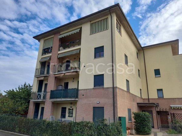 appartamento in vendita a Deruta in zona Sant'Angelo di Celle