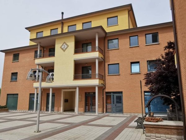 ufficio in vendita a Deruta