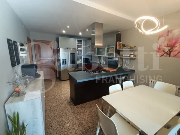 appartamento in vendita a Deruta in zona Castelleone