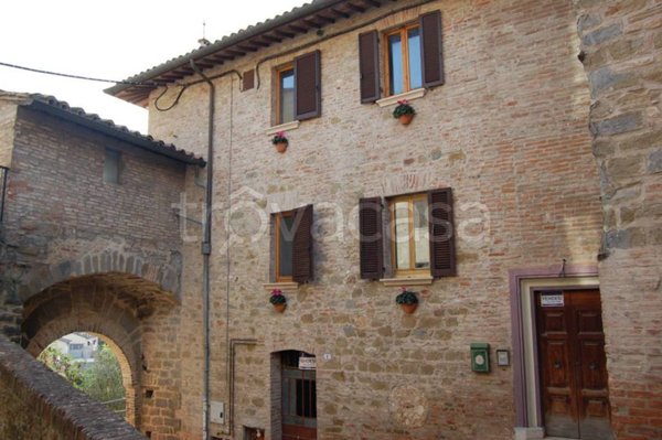 casa indipendente in vendita a Deruta