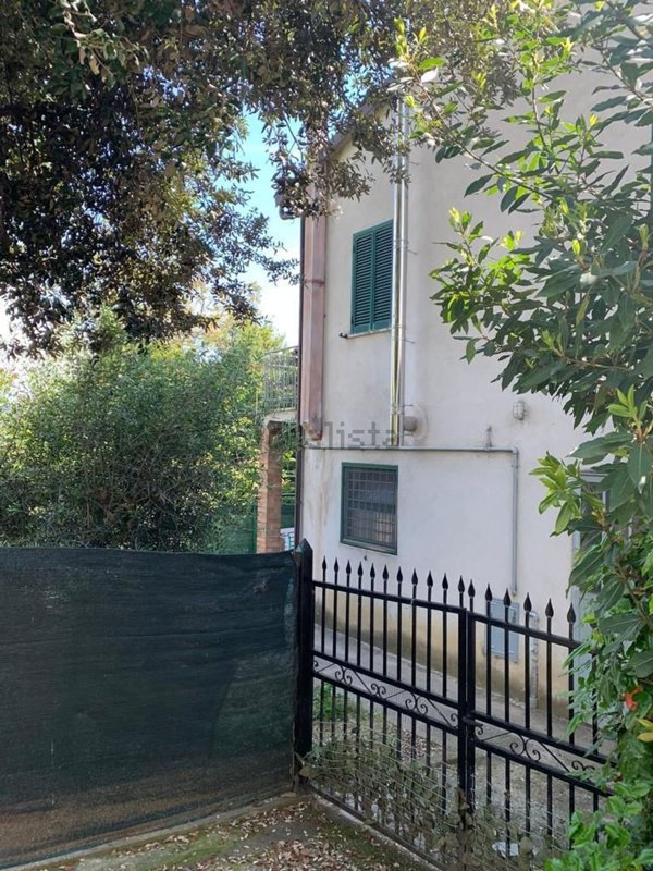 casa indipendente in vendita a Deruta