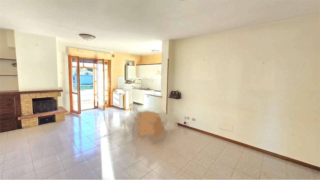 appartamento in vendita a Deruta in zona Sant'Angelo di Celle
