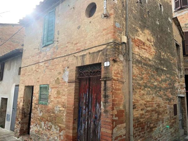 casa indipendente in vendita a Deruta in zona San Nicolò di Celle