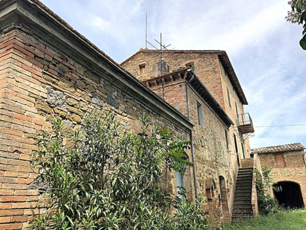 casa indipendente in vendita a Deruta in zona San Nicolò di Celle