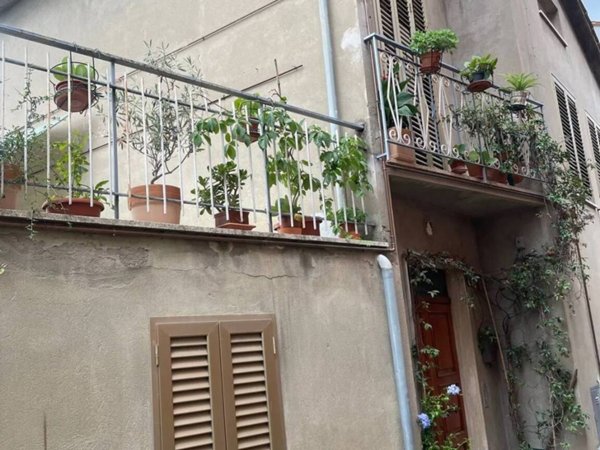 casa indipendente in vendita a Deruta