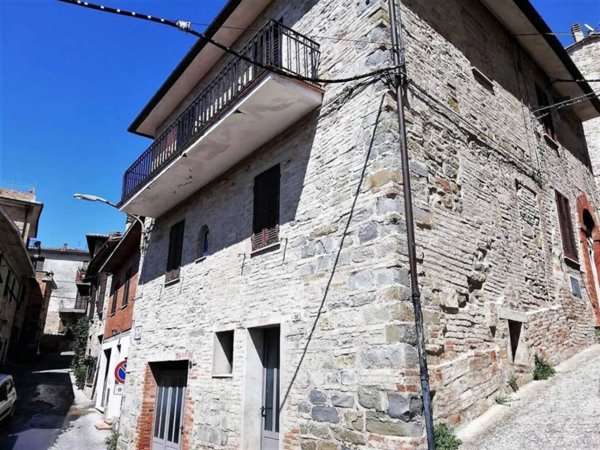 casa indipendente in vendita a Deruta
