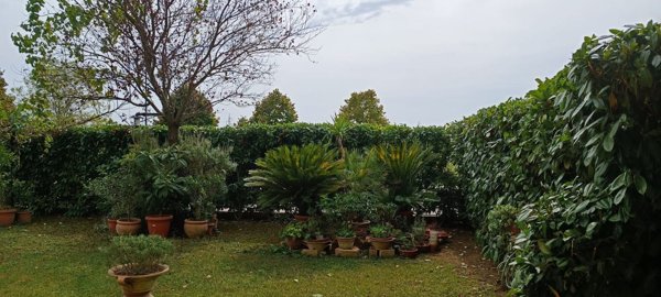appartamento in vendita a Deruta in zona San Nicolò di Celle
