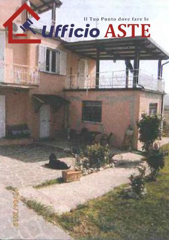 negozio in vendita a Deruta in zona Casalina