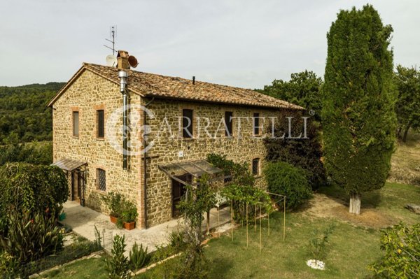 casa indipendente in vendita a Deruta