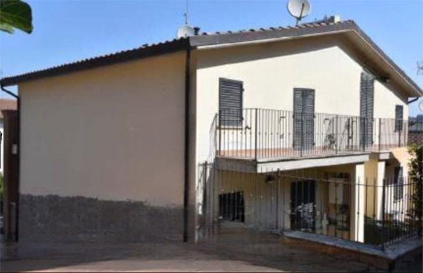 casa indipendente in vendita a Deruta